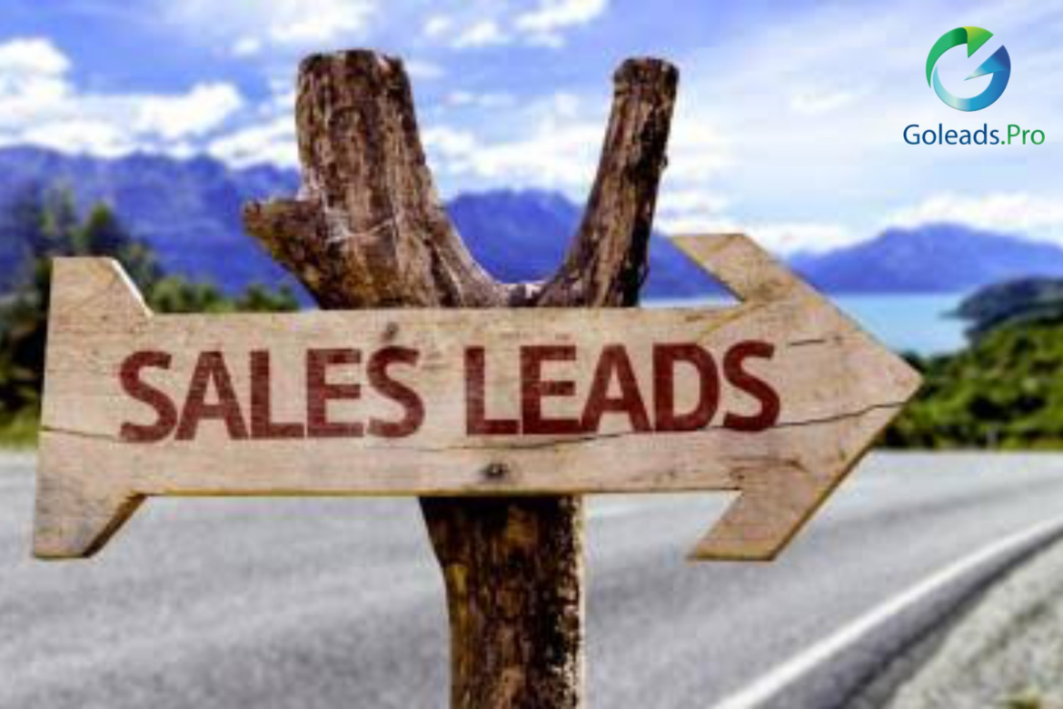 Arrow sign pointing horizontally representing Sales Leads via digital marketing.